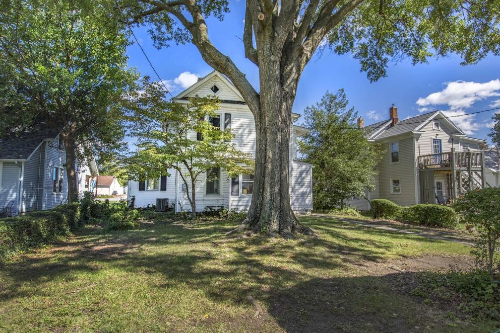 Image for REAL ESTATE AUCTION - SALEM, VA