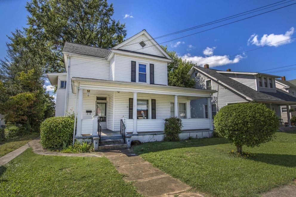 Image for REAL ESTATE AUCTION - SALEM, VA