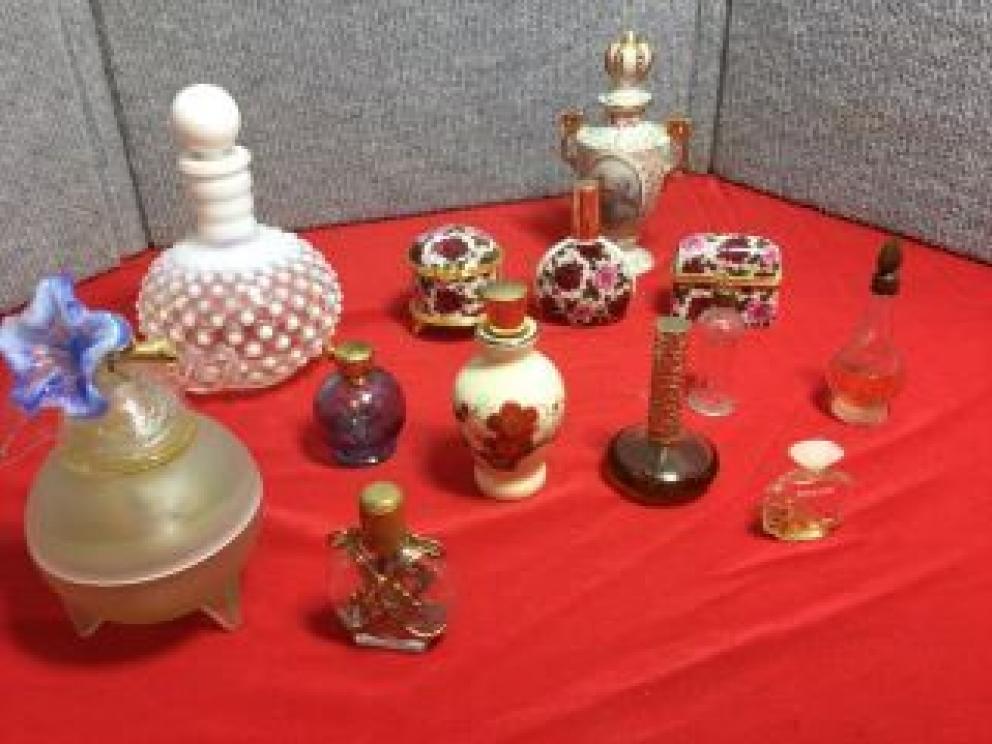 Image for Harrah Estate MEGA Auction Event-Over 900 Lots!!