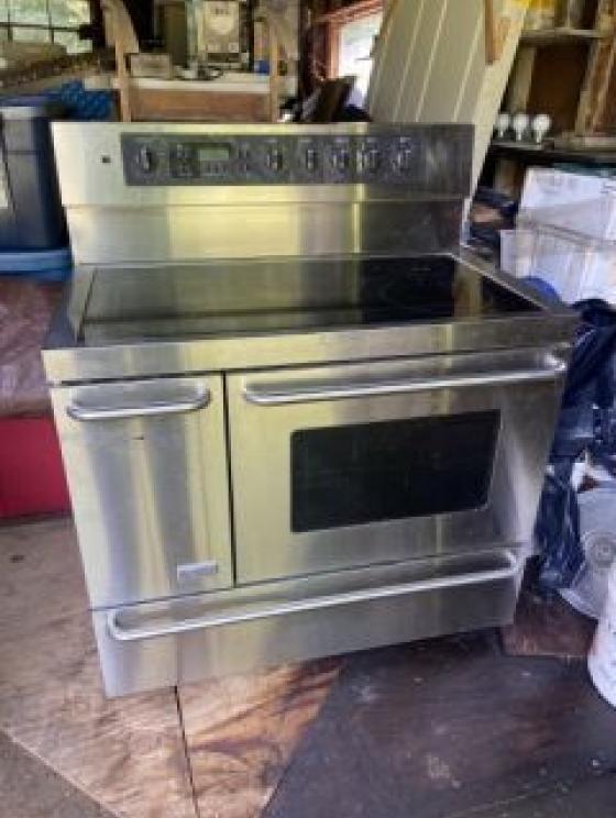 Image for HUGE Brown Family Downsizing Auction