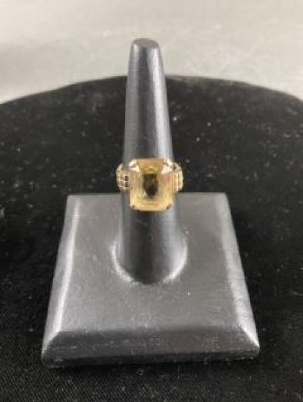 Image for Lifetime Collection of Dr. & Mrs. Kenneth Tuck