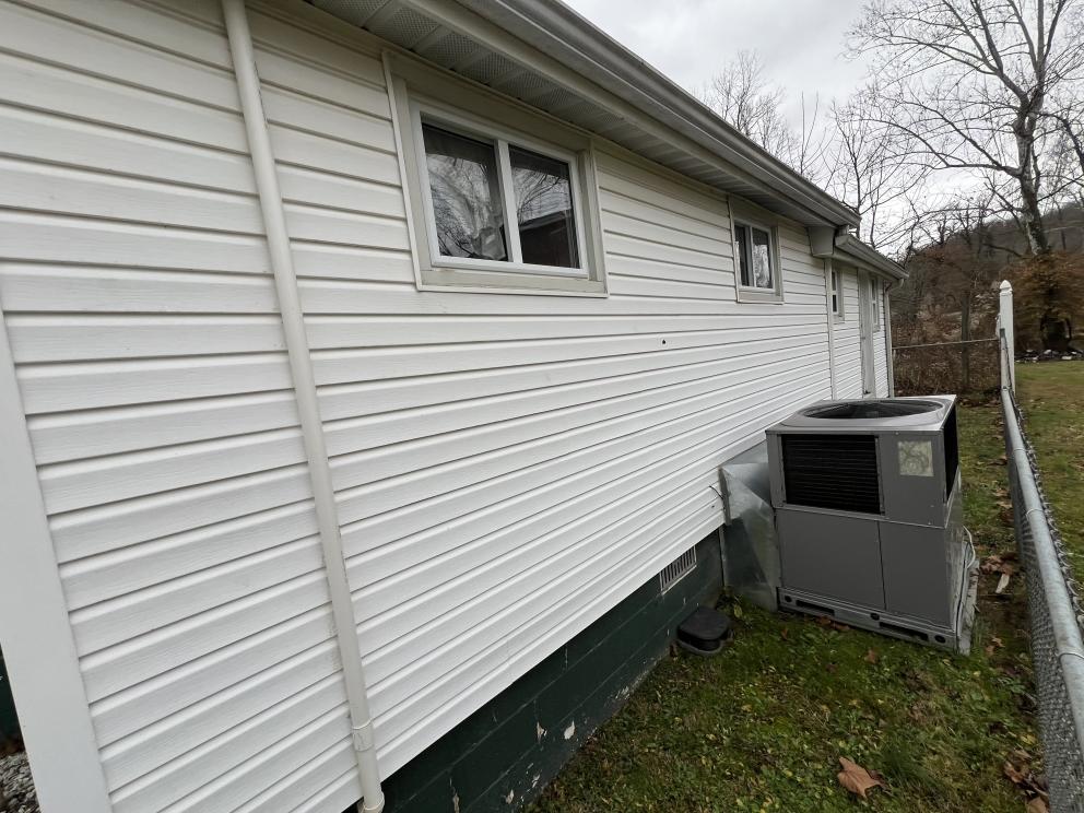 Image for Bungalow Near the River - St. Albans, WV