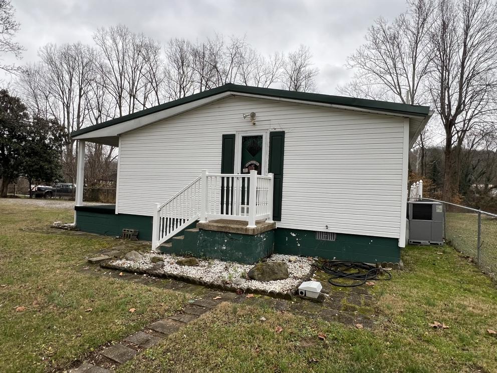 Image for Bungalow Near the River - St. Albans, WV