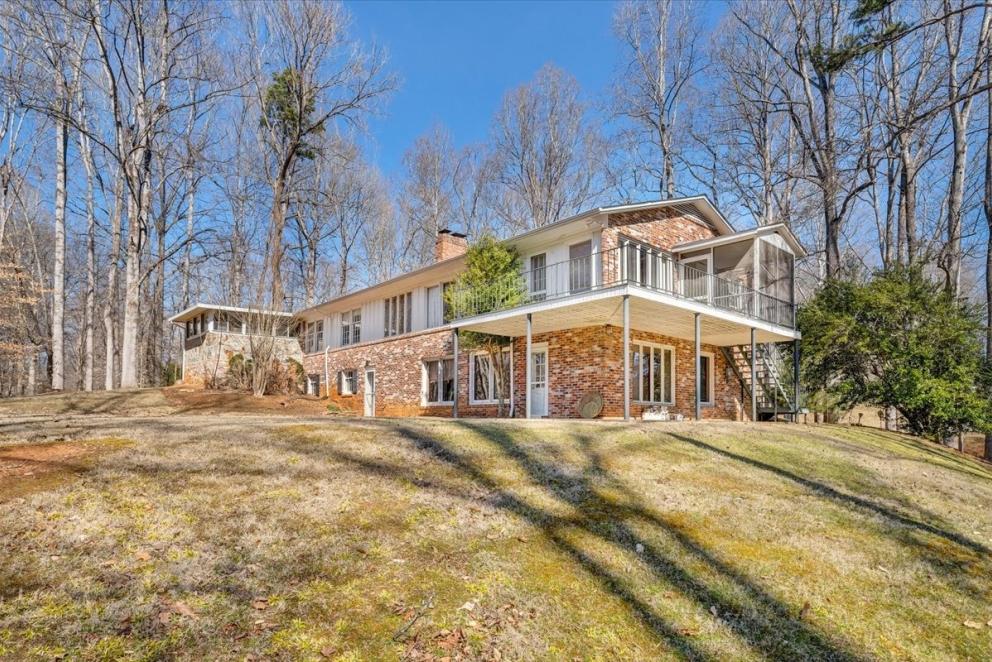 Image for Martinsville Suburban Home in Chatmoss Development