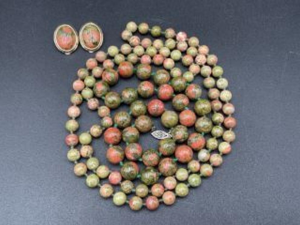 Image for Elegant Houska Collection of Blacksburg, VA