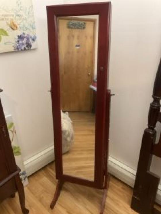 Image for Fabulous Estate of Carol Patilla