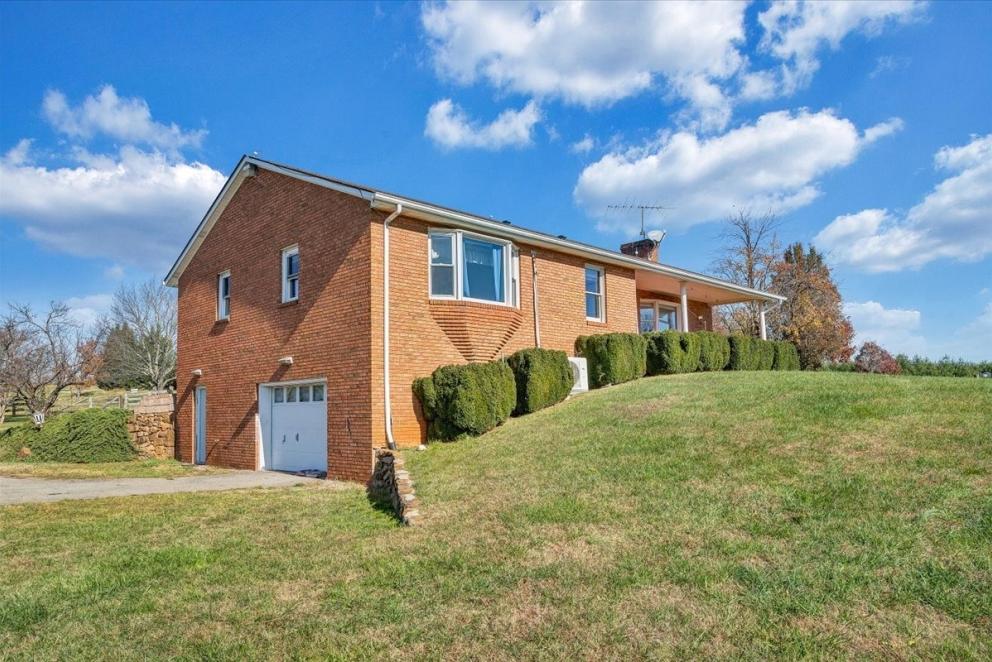 Image for Your Moneta, VA Country Home