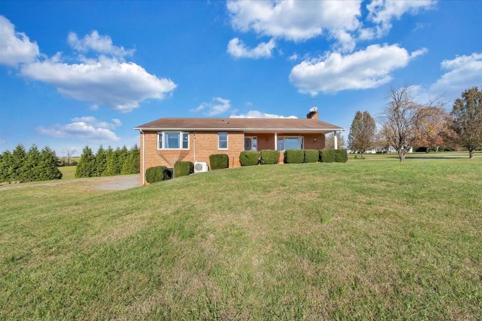 Image for Your Moneta, VA Country Home