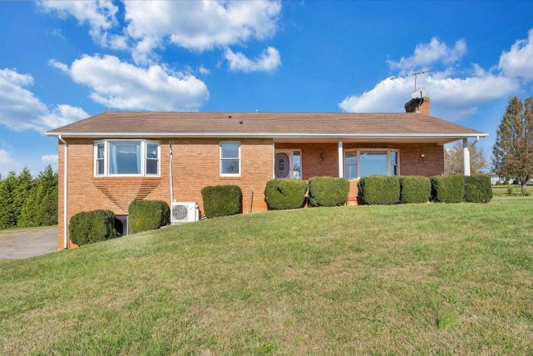 Image for Your Moneta, VA Country Home