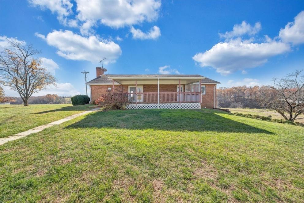 Image for Your Moneta, VA Country Home