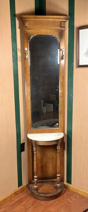 Image for Just in Time for Summer URGENT Short Notice Lake House Downsizing