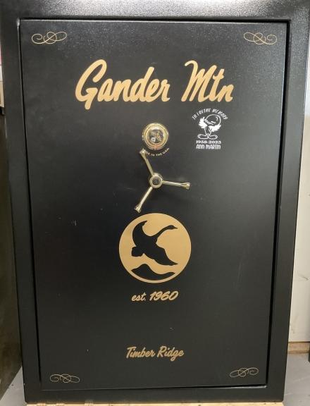 Image for Very Varied Vinton Estate