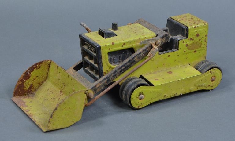 Image for Tuesday Treasure Auction 11/1/2016