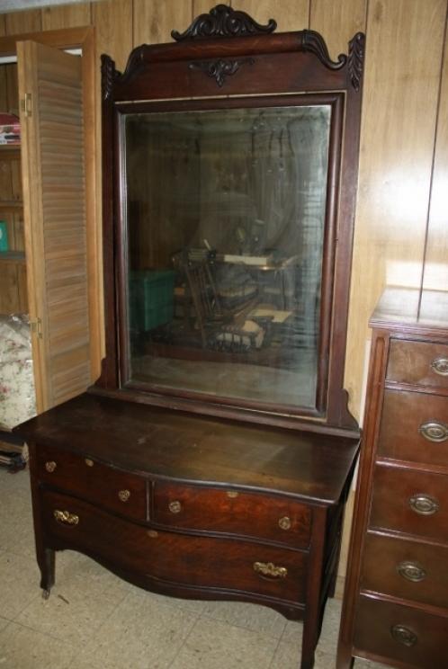 Image for Living Estate of Zack & Lillian Burson (Online Only)