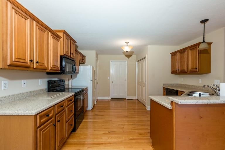 Image for MOVE IN READY-Beautiful Condo