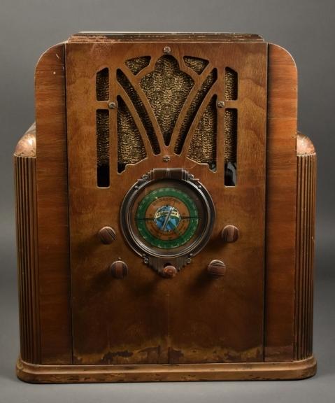 Image for Vintage Radio, Music, & Electronics