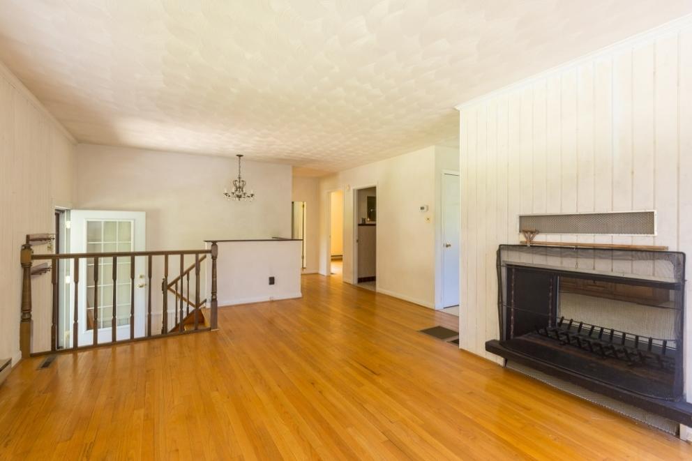 Image for HOME, LAND & CABIN-BEAUTIFUL CRAIG CO. VIRGINIA REAL ESTATE