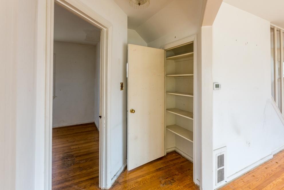 Image for Live Real Estate Auction in Alexandria, Virginia