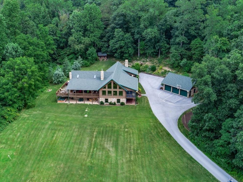 Image for Auction - Log Home on 14 Acres with In-Law Quarters (Lebanon / Lancaster County)