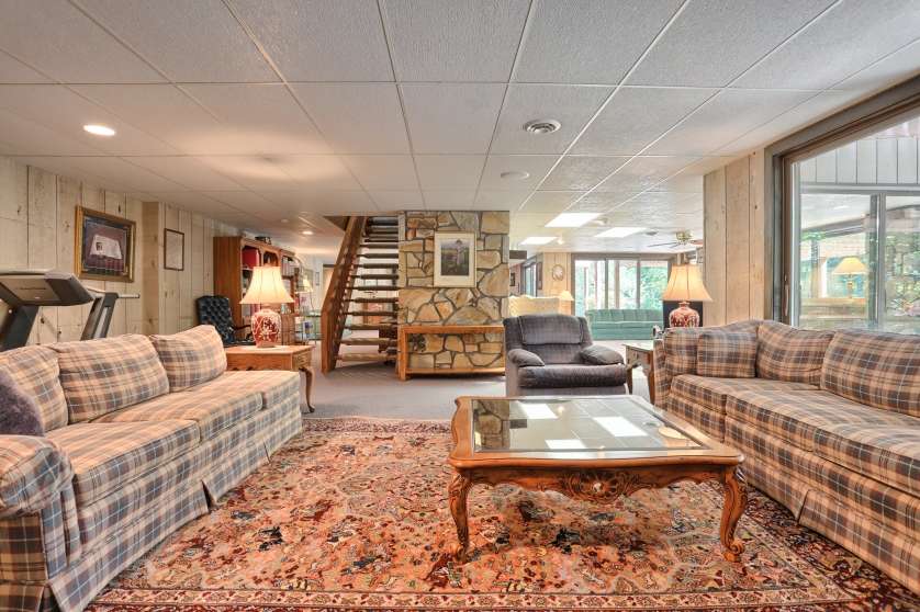 Image for Premiere Real Estate Auction - Spring Hill Acres