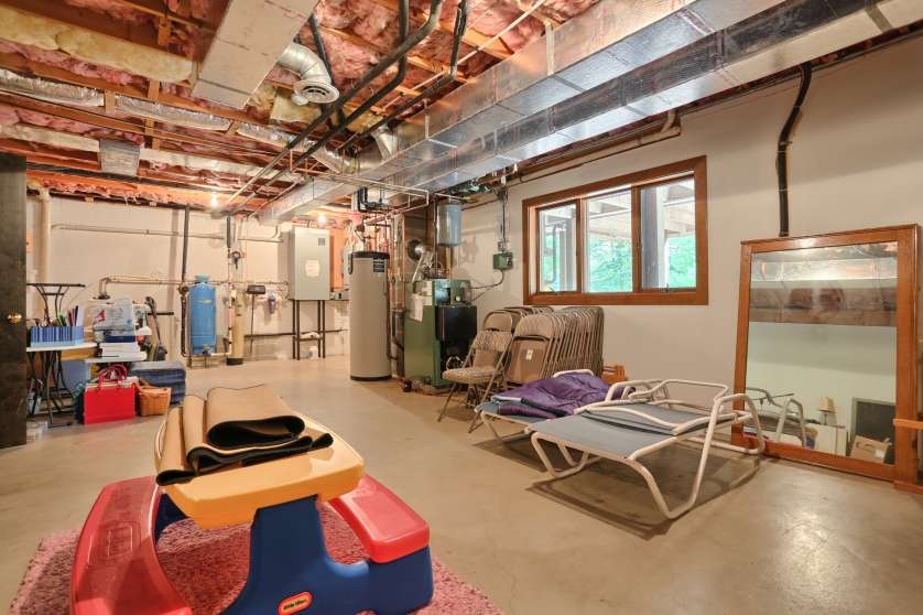 Image for Premiere Real Estate Auction - Spring Hill Acres