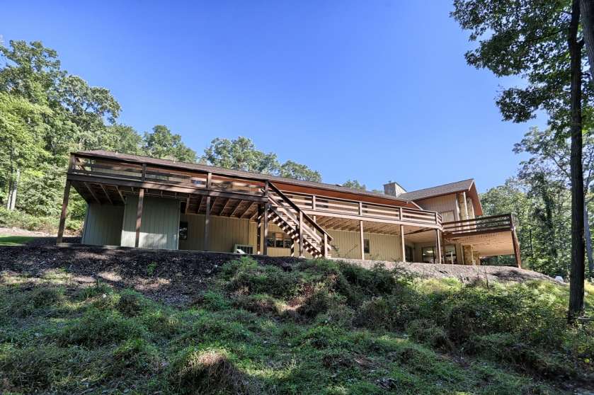 Image for Premiere Real Estate Auction - Spring Hill Acres