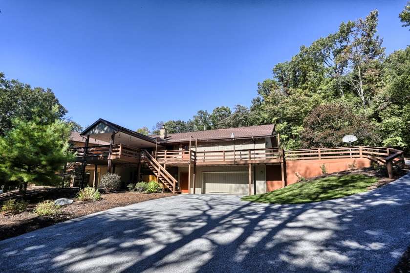 Image for Premiere Real Estate Auction - Spring Hill Acres