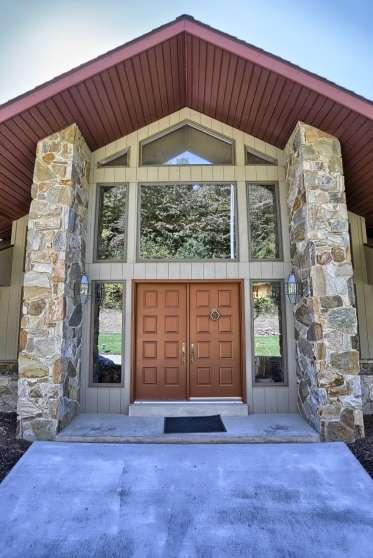 Image for Premiere Real Estate Auction - Spring Hill Acres