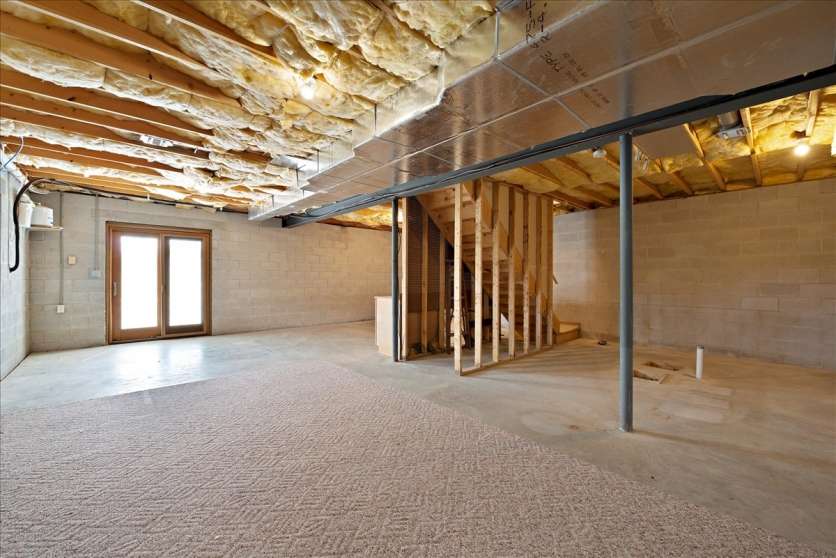 Image for Real Estate Auction - Beautiful Home on 6 Acres with 40’x48’ Custom Workshop