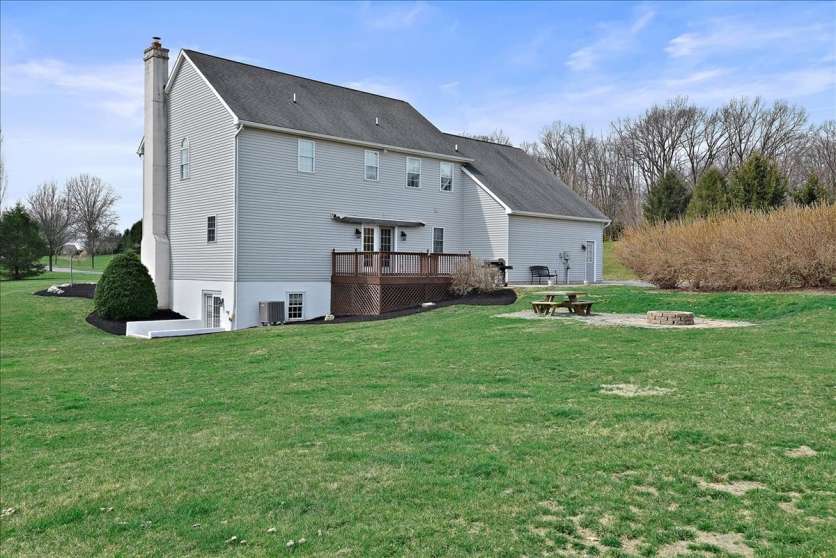 Image for Real Estate Auction - Beautiful Home on 6 Acres with 40’x48’ Custom Workshop