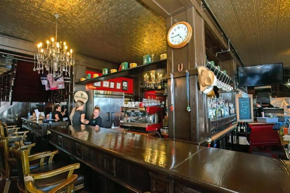 Image for ONLINE ONLY Commercial Real Estate Auction - The Stone Jug - Canada