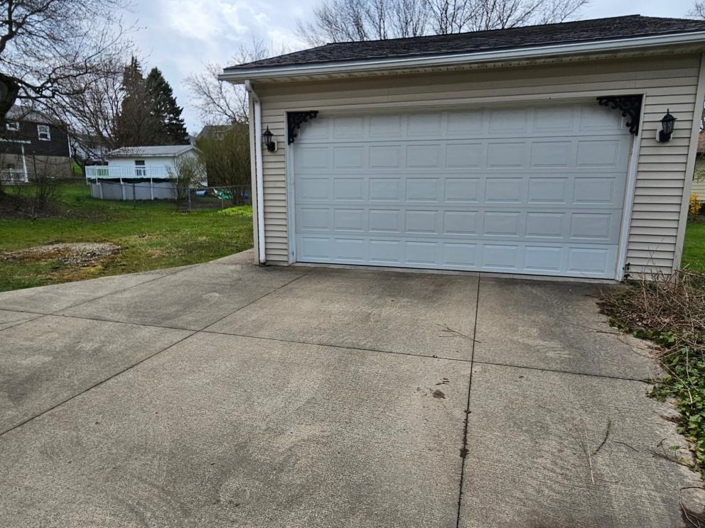 Image for ABSOLUTE Real Estate Auction - Erie County PA (ONLINE ONLY)