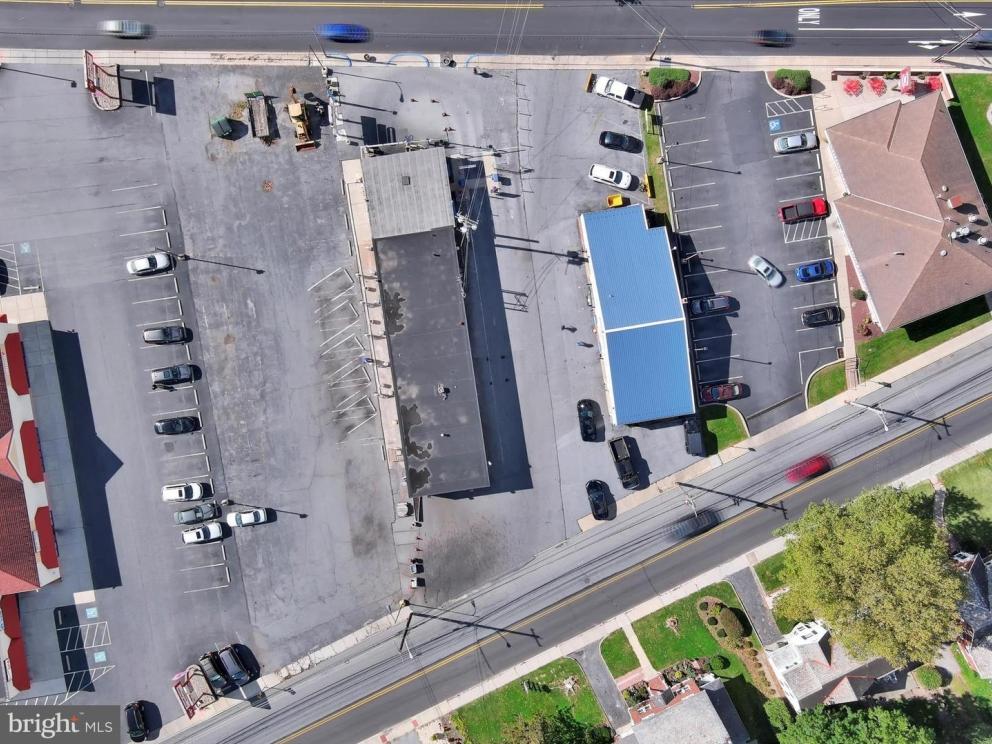 Image for Commercial Real Estate Auction - Established Drive Through Car Wash with Additional Parcels