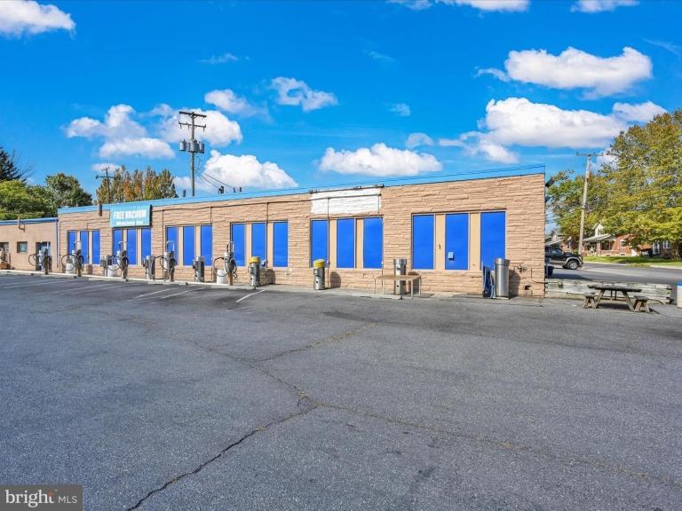 Image for Commercial Real Estate Auction - Established Drive Through Car Wash with Additional Parcels
