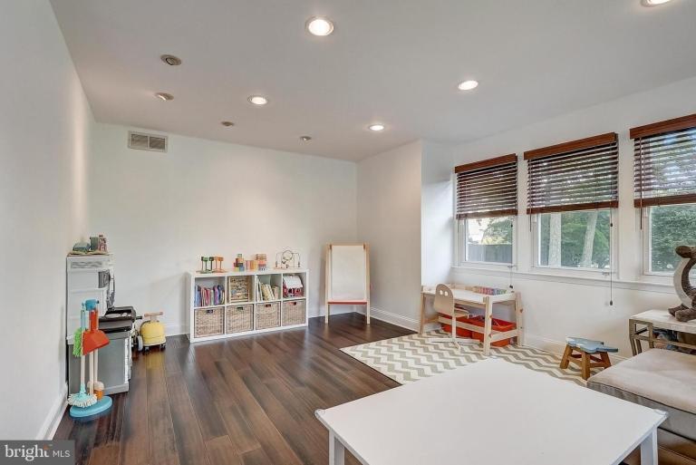 Image for ONLINE ONLY - ABSOLUTE Real Estate Auction - Marlton NJ