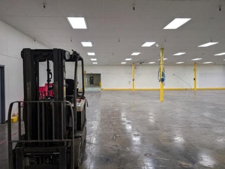 Image for ABSOLUTE ONLINE ONLY AUCTION - 29,000+ SF Warehouse with Office Space