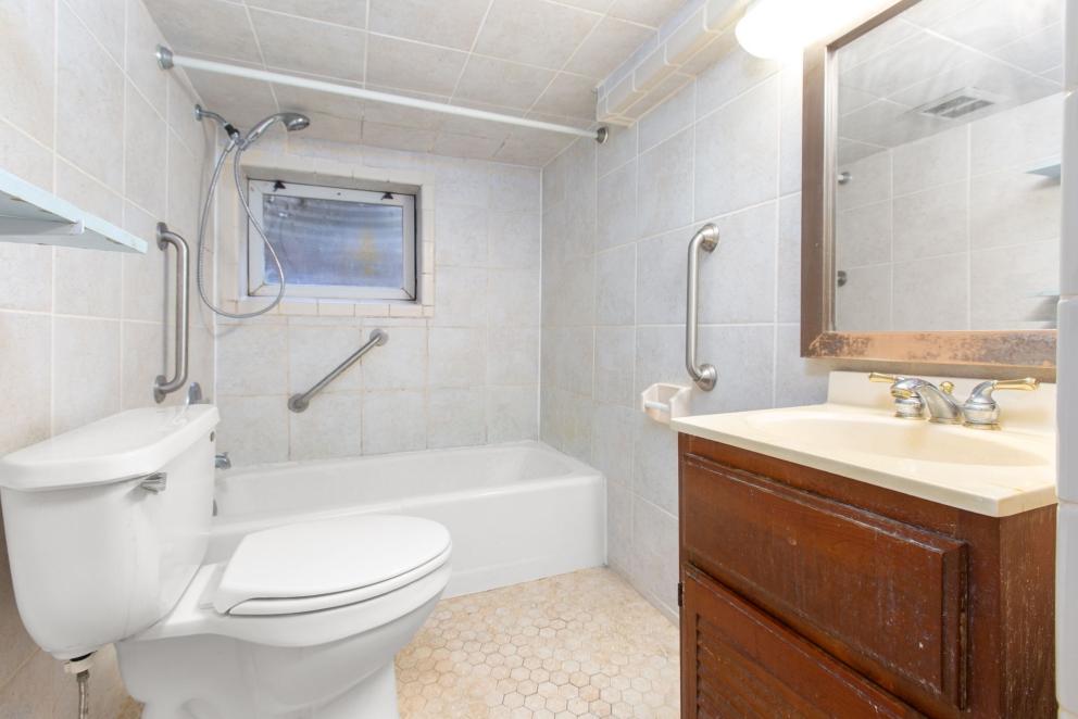 Image for ABSOLUTE Real Estate Auction - Alexandria VA