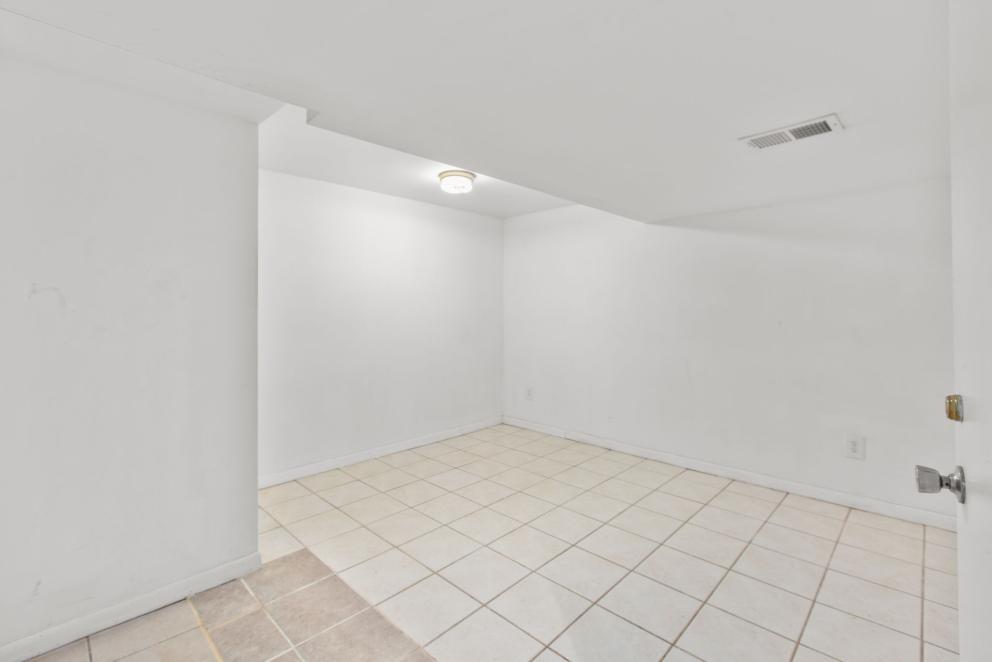 Image for ABSOLUTE Real Estate Auction - Alexandria VA