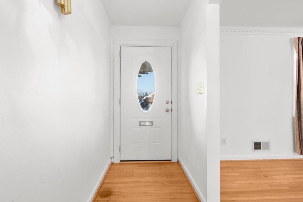 Image for ABSOLUTE Real Estate Auction - Alexandria VA