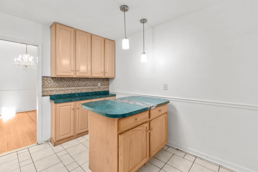 Image for ABSOLUTE Real Estate Auction - Alexandria VA