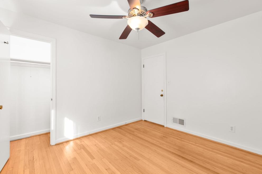 Image for ABSOLUTE Real Estate Auction - Alexandria VA