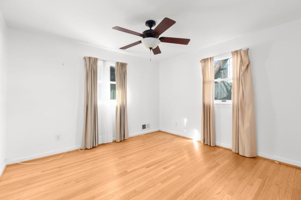 Image for ABSOLUTE Real Estate Auction - Alexandria VA