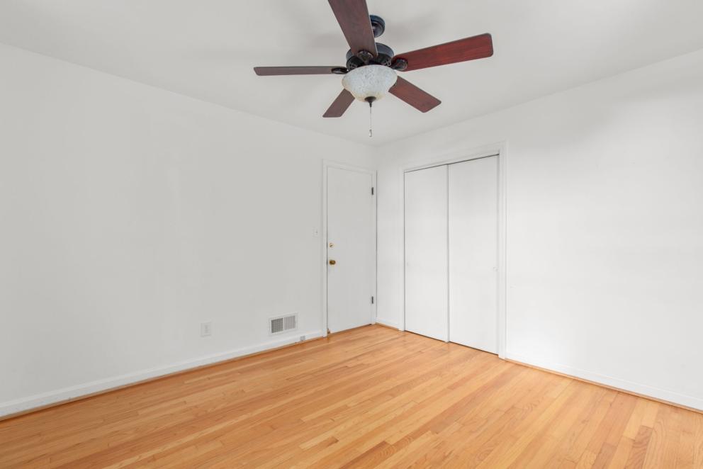 Image for ABSOLUTE Real Estate Auction - Alexandria VA