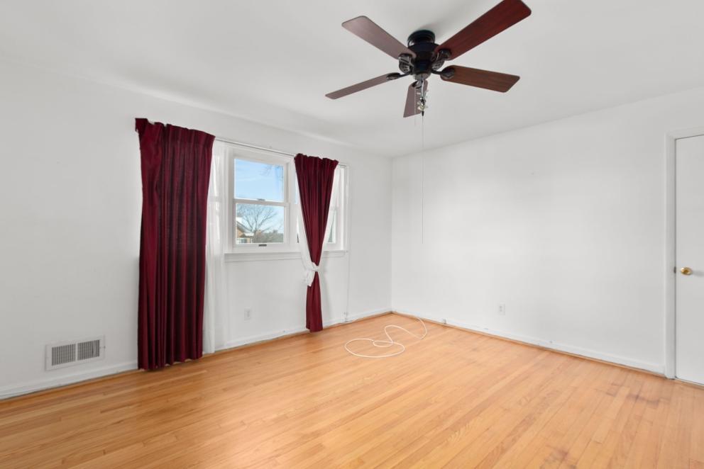 Image for ABSOLUTE Real Estate Auction - Alexandria VA