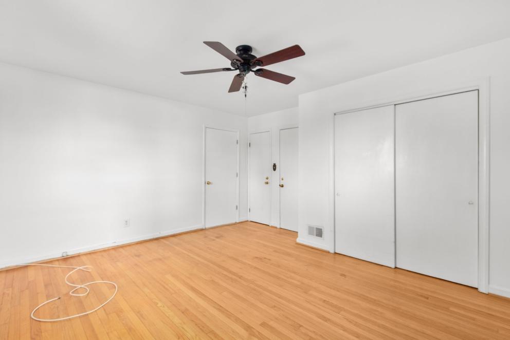 Image for ABSOLUTE Real Estate Auction - Alexandria VA