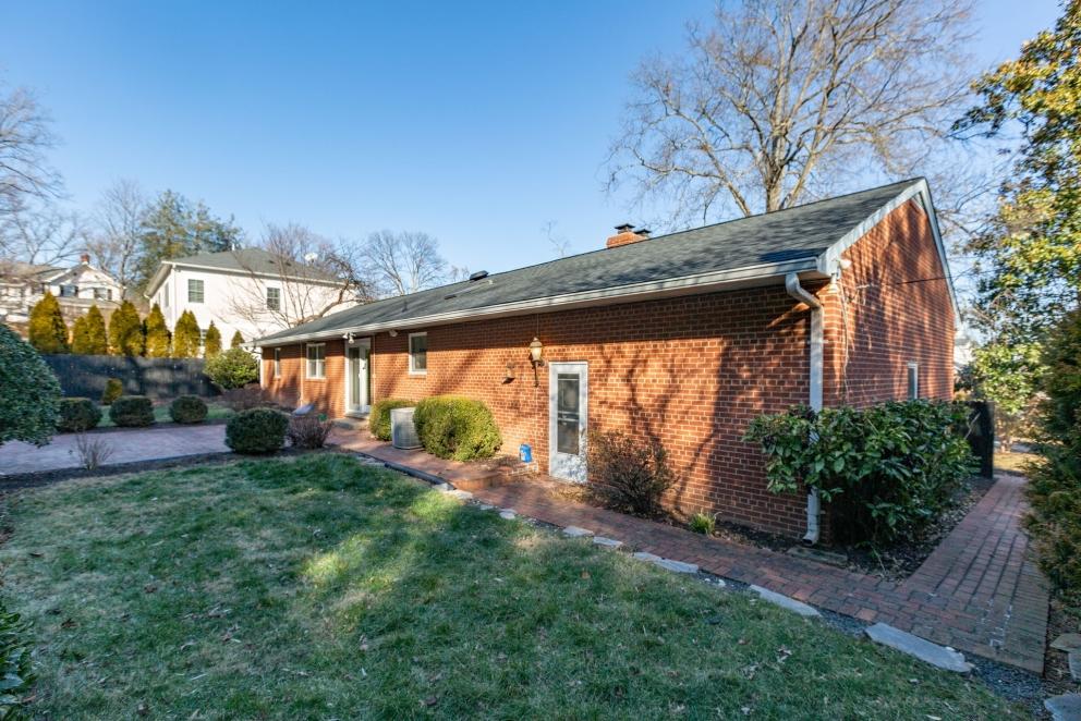 Image for ABSOLUTE Real Estate Auction - Alexandria VA