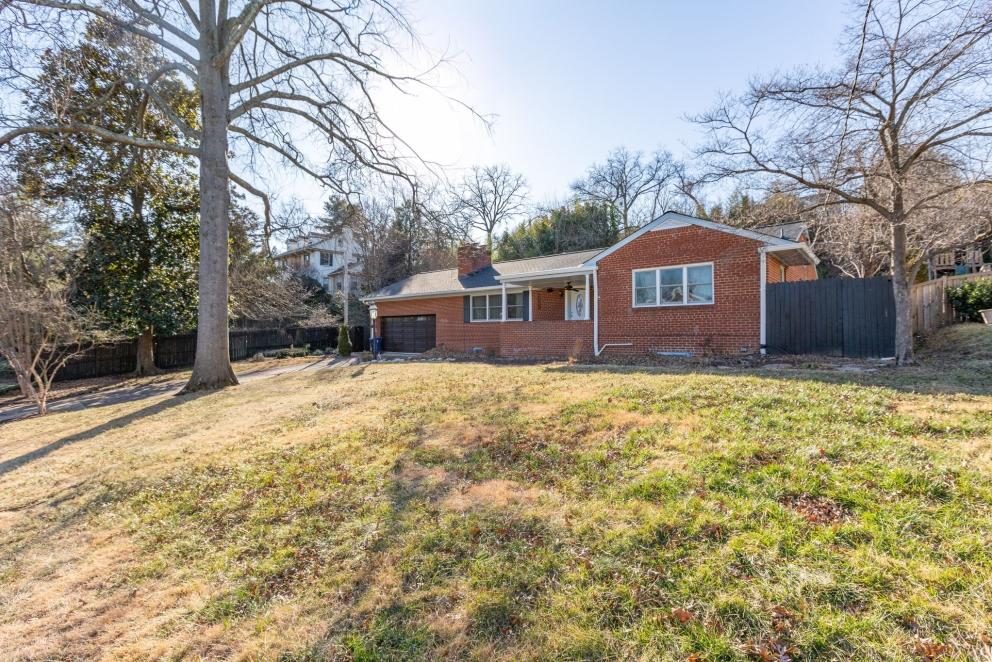 Image for ABSOLUTE Real Estate Auction - Alexandria VA