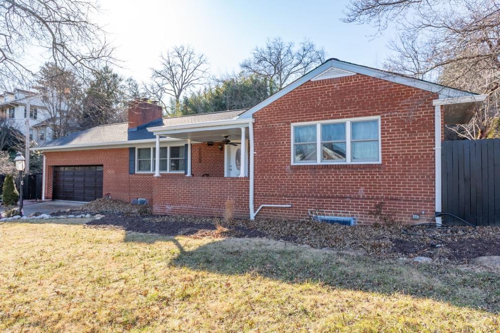 Image for ABSOLUTE Real Estate Auction - Alexandria VA