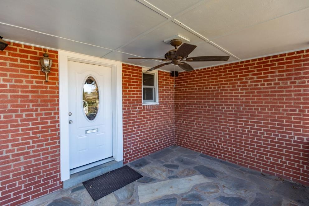 Image for ABSOLUTE Real Estate Auction - Alexandria VA