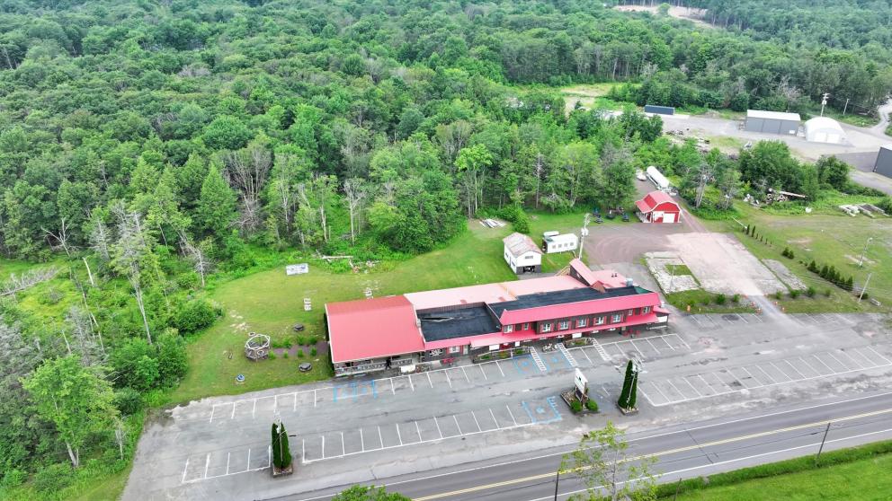 Image for Real Estate Auction - Restaurant with Liquor License, Ice Cream Stand, Motel and Event Center